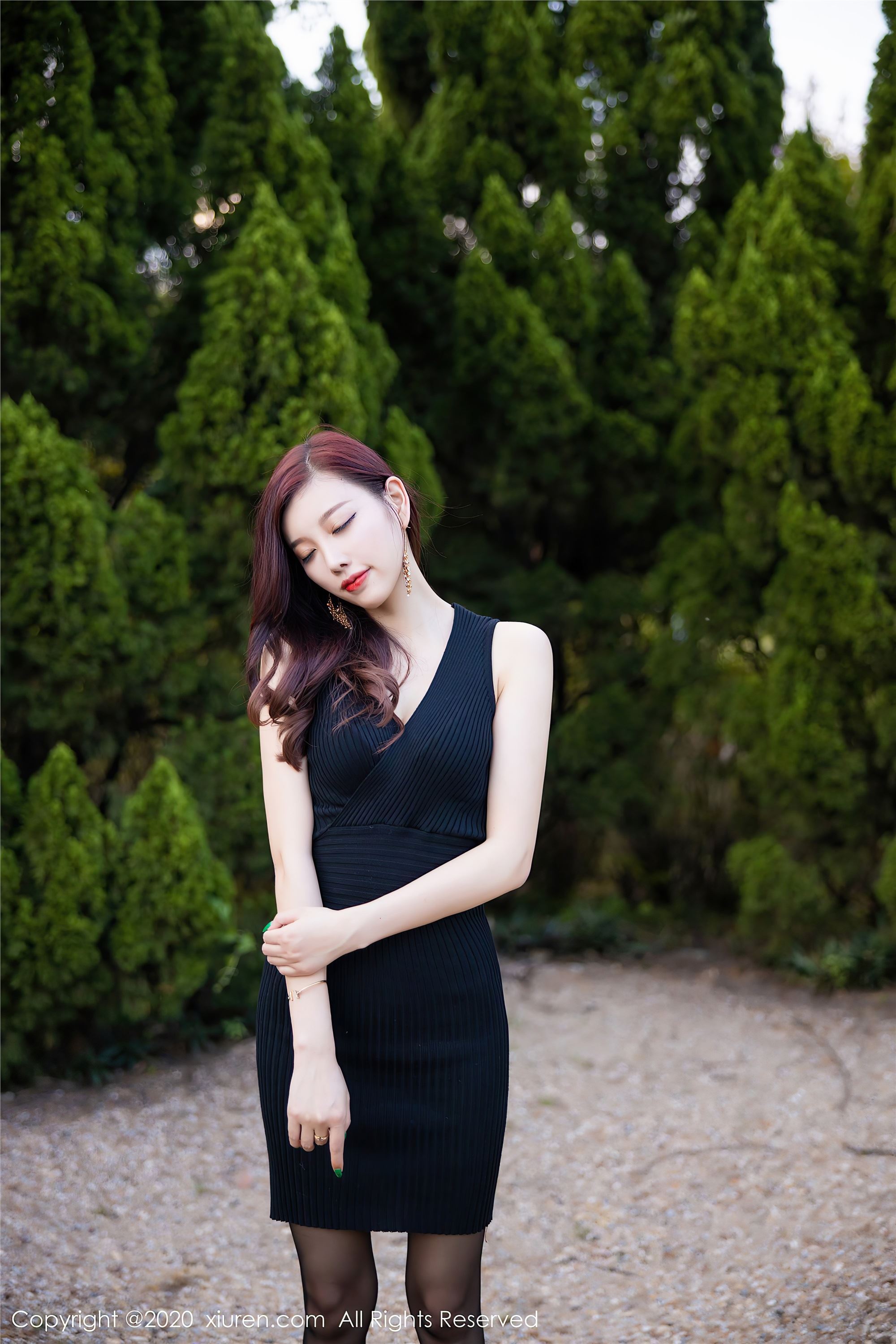 XIUREN秀人网 2020.10.13 Vol.2648 杨晨晨sugar